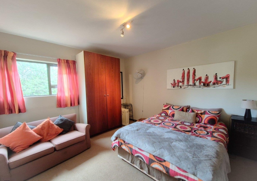 6 Bedroom Property for Sale in Boschenvaal River Front Lodges Free State